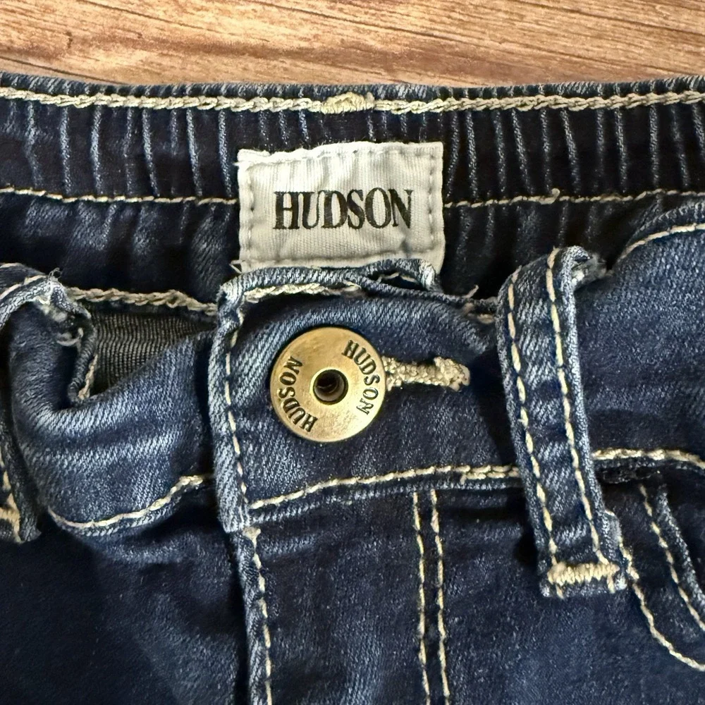 Hudson Boys Jeans Pants Size 4T Logo Flap Pocket Stitch Accent Dark Wash Stretch - Picture 6 of 6